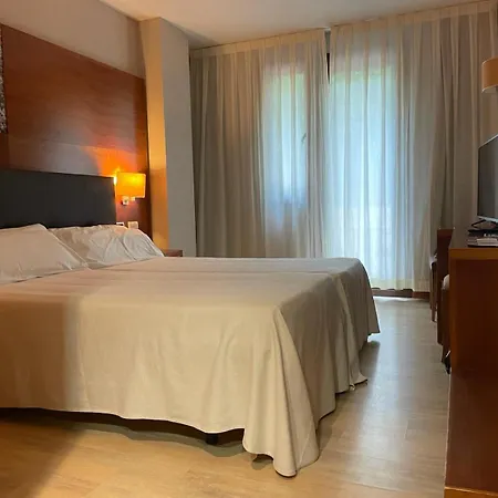 Resort Balneario Valle Del Jerte Valdastillas