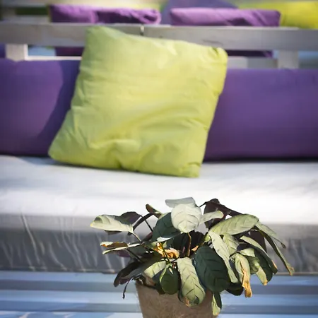 Balneario Valle Del Jerte منتجع