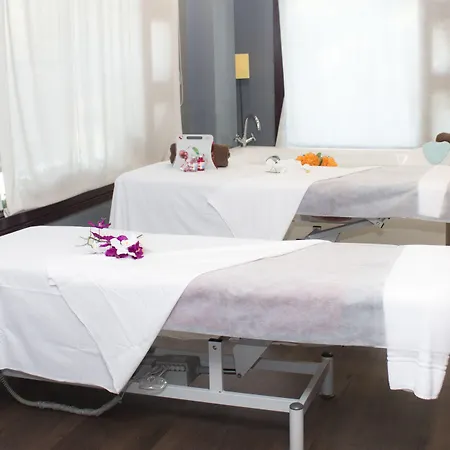 Balneario Valle Del Jerte 4* Valdastillas