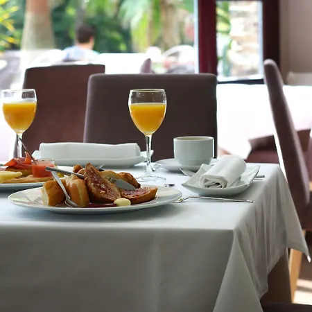 Balneario Valle Del Jerte منتجع Valdastillas