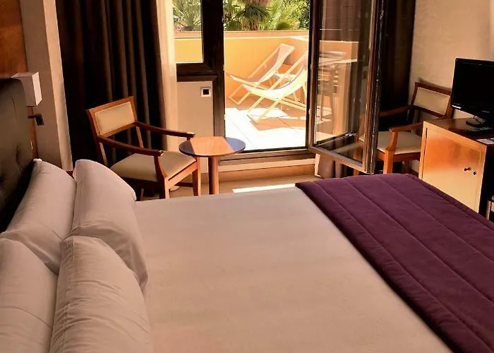 Balneario Valle Del Jerte منتجع Valdastillas